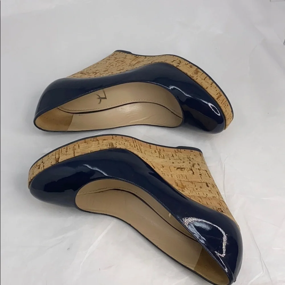 YSL Yves Saint Laurent 39 Navy Blue Patent Wedge
